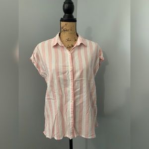 Short sleeve blouse
